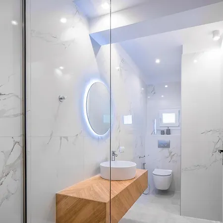 アパートホテル Evriali Seaside プラタモナス